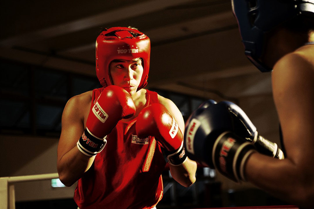 阿翔(张孝全)是育美的男朋友,作为职业拳击手的他自小缺失父爱,他努力